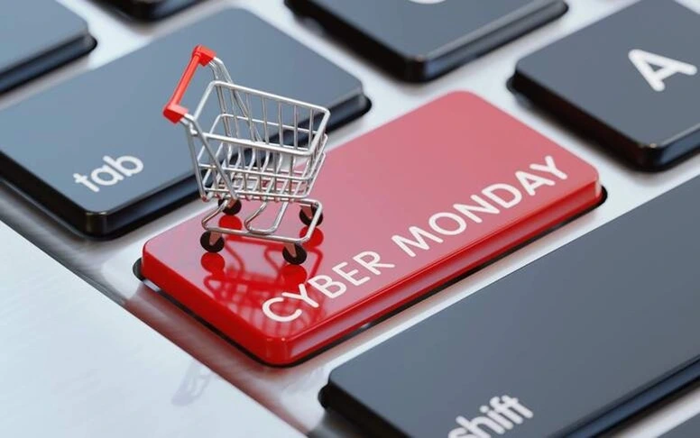 focus on cyber monday to boost your ebay holiday sales