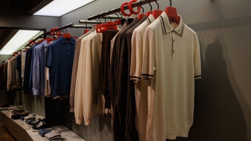 How to Sell Clothes on Etsy - Find your niche